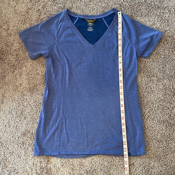 REI exercise yoga T-shirt size S - Picture 5 of 7